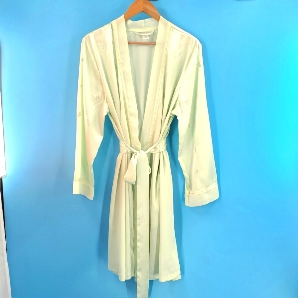 Morgan Taylor Intimates green satin robe with tie XL